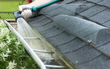 East Farleigh gutter cleaning costs